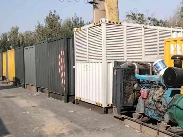 吉水200KW柴油发电机机组每小时油耗是多少?